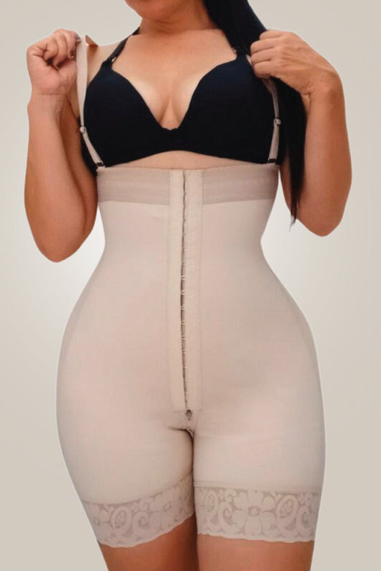Plus size shapewear | Compression shapewear - front